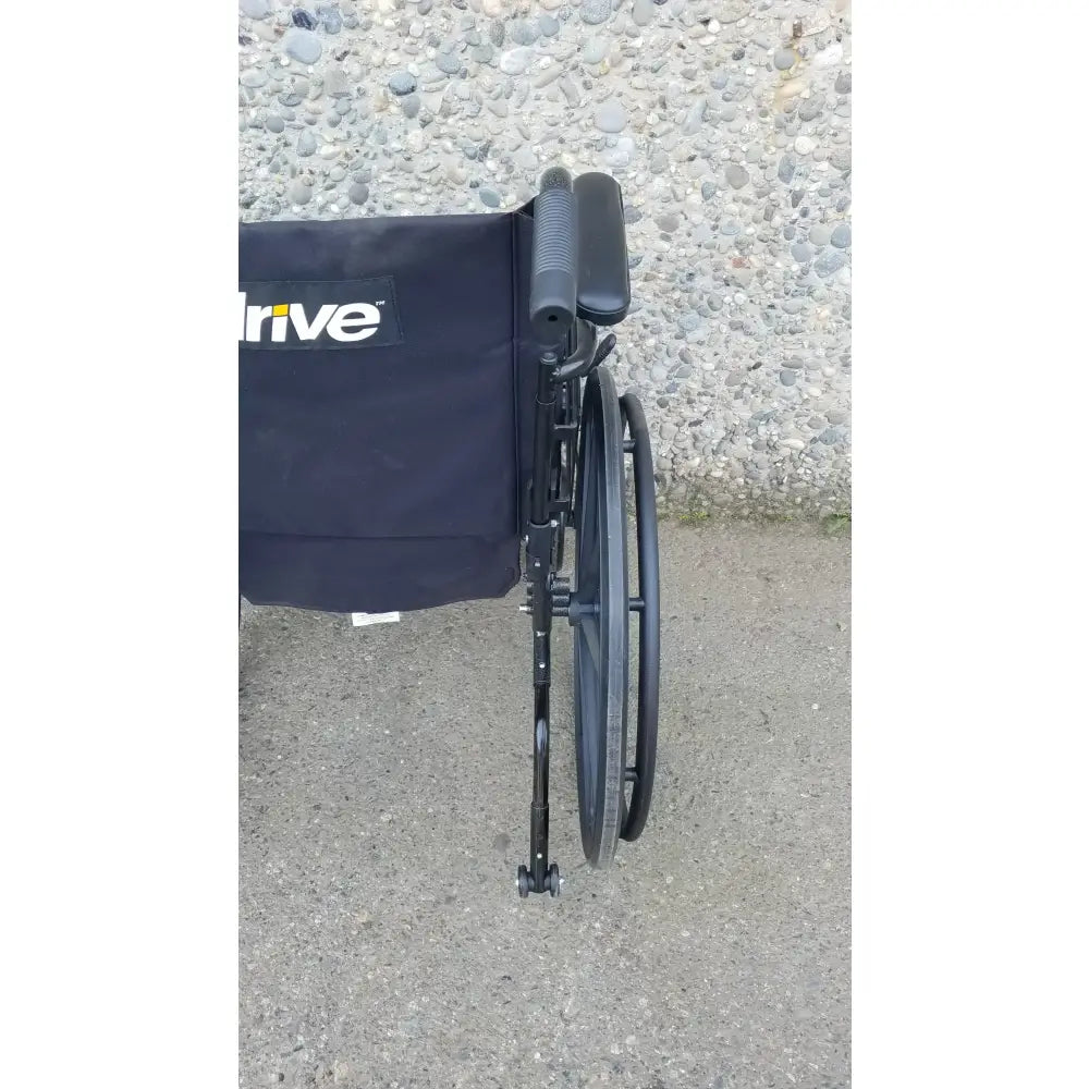 Reuse Medical Equipment X4 Transport Wheelchair by Drive Medical – Foldable & Lightweight Wheelchair, second-hand product photo 18
