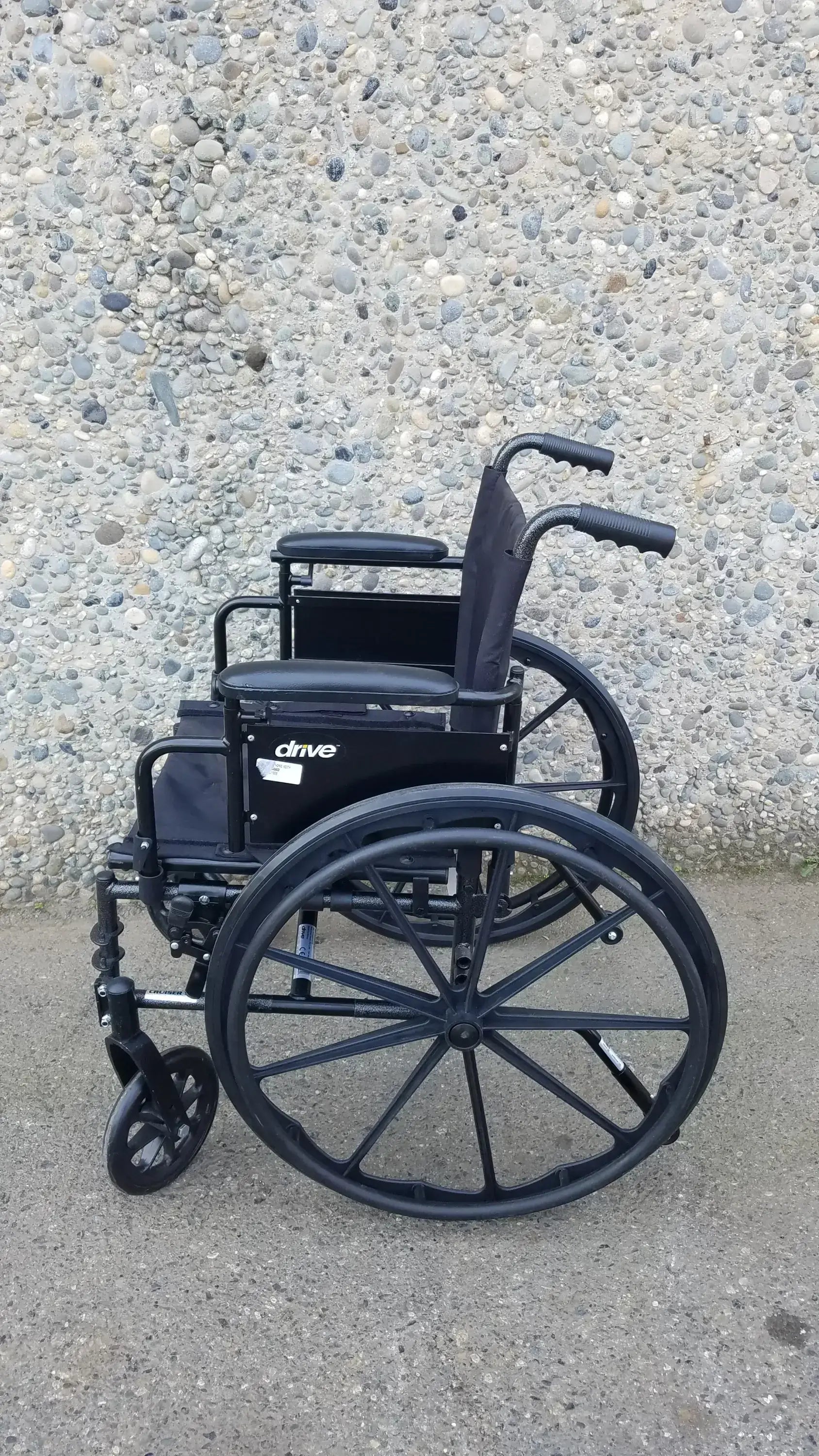 Reuse Medical Equipment X4 Transport Wheelchair by Drive Medical – Foldable & Lightweight Wheelchair, second-hand product photo 12