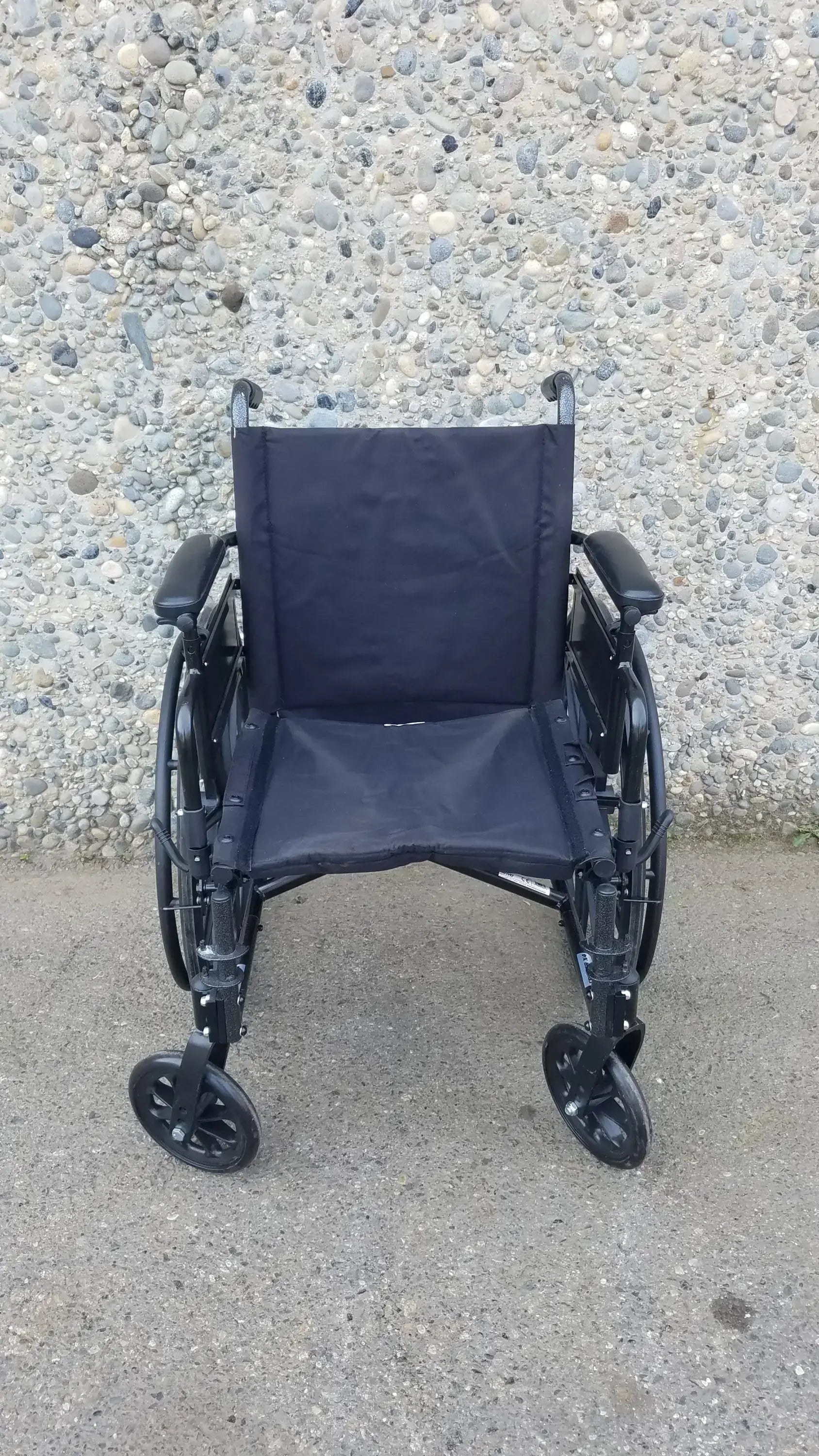 Reuse Medical Equipment X4 Transport Wheelchair by Drive Medical – Foldable & Lightweight Wheelchair, second-hand product photo 7