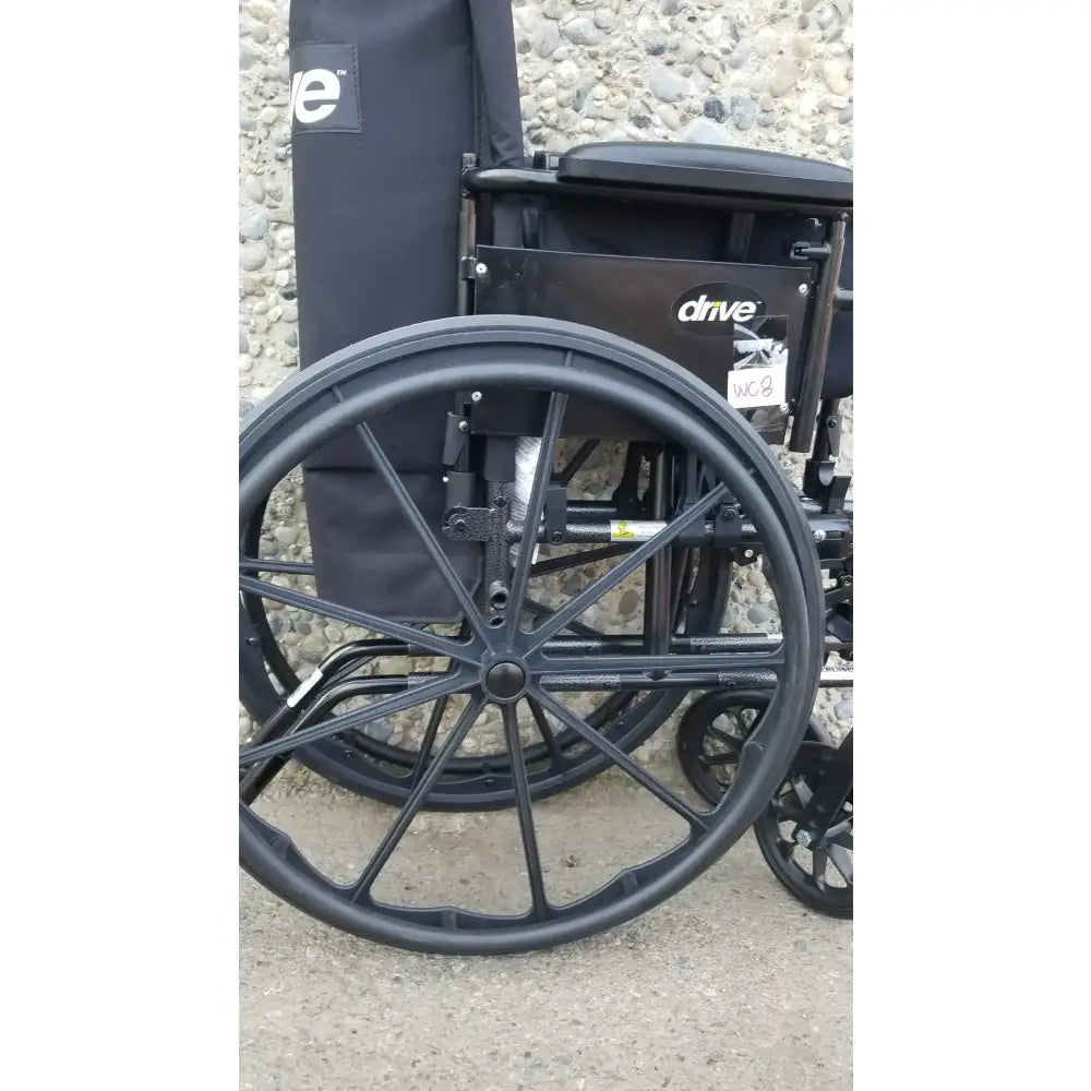 Reuse Medical Equipment X4 Transport Wheelchair by Drive Medical – Foldable & Lightweight Wheelchair, second-hand product photo 3
