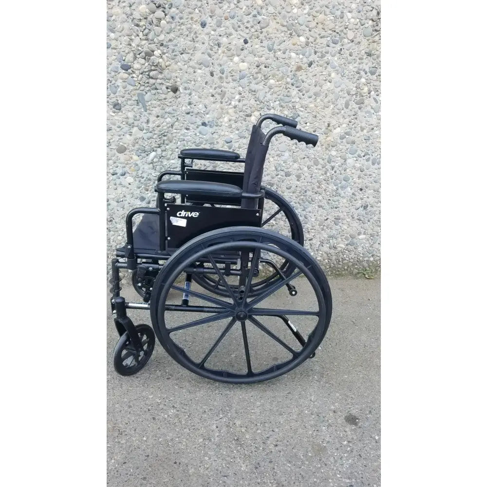 Reuse Medical Equipment X4 Transport Wheelchair by Drive Medical – Foldable & Lightweight Wheelchair, second-hand product photo 13