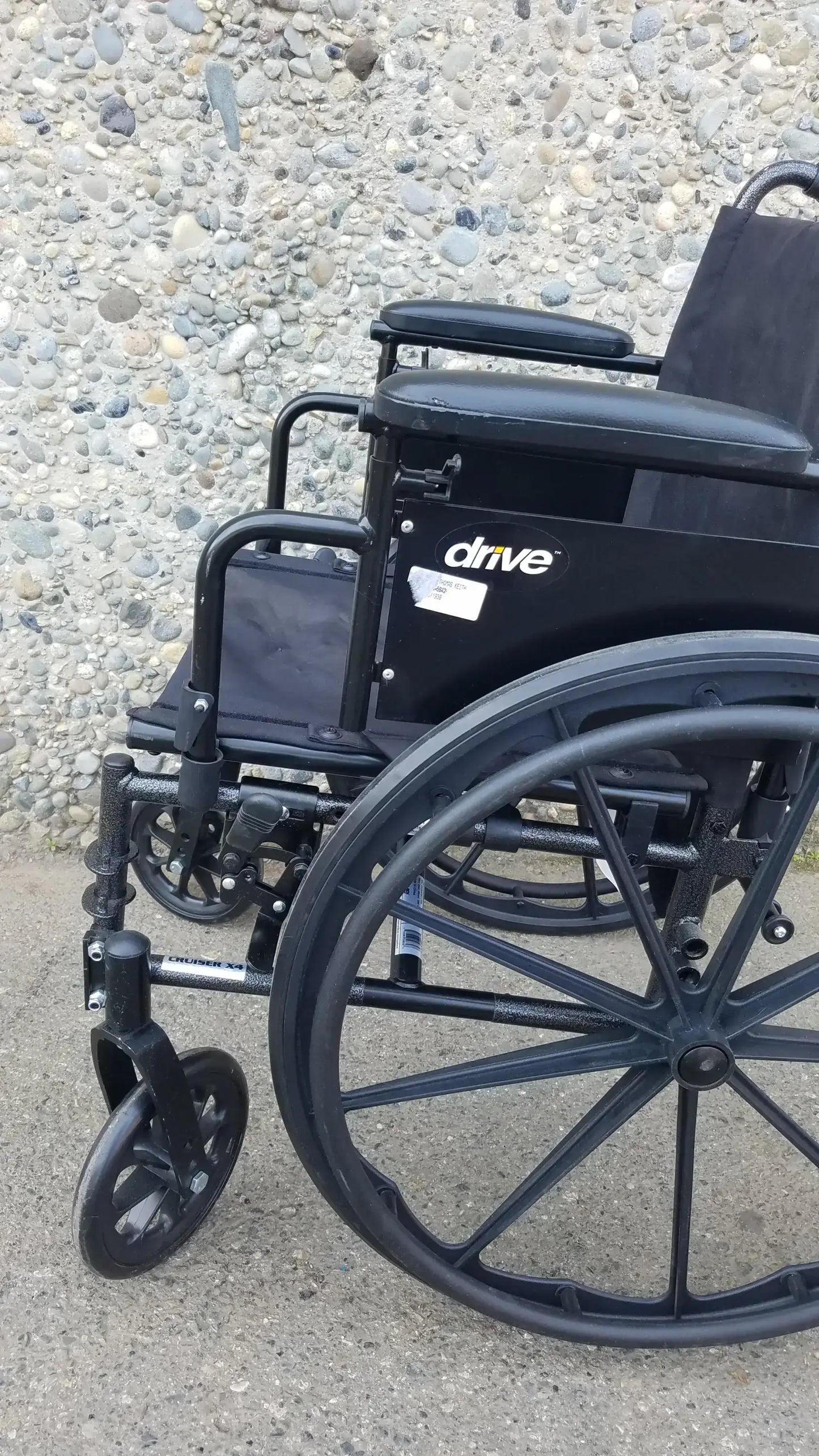 Reuse Medical Equipment X4 Transport Wheelchair by Drive Medical – Foldable & Lightweight Wheelchair, second-hand product photo 15