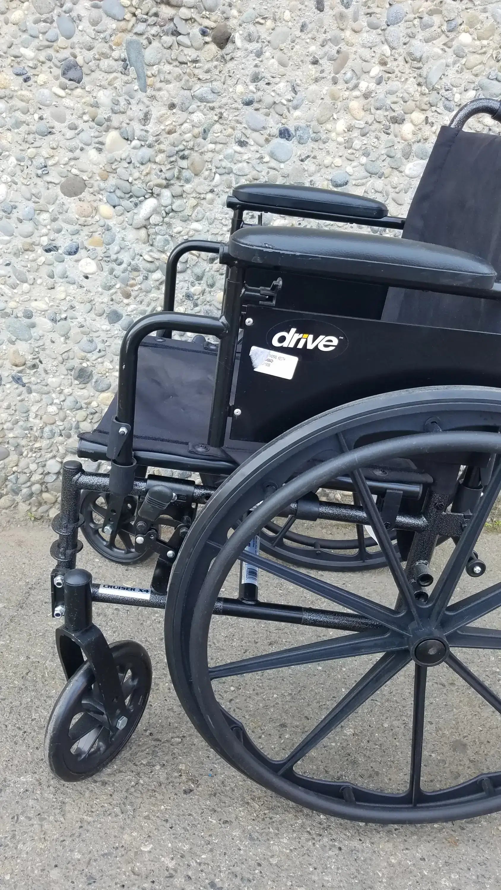 Reuse Medical Equipment X4 Transport Wheelchair by Drive Medical – Foldable & Lightweight Wheelchair, second-hand product photo 15