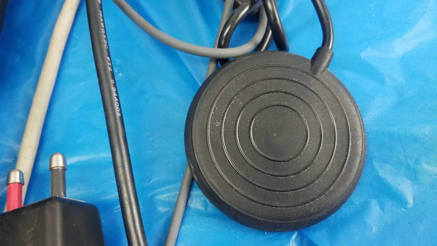 XLTEK NeuroMax 1004 EMG System with 4-Channel Pre-Amplifier Stim Probe & Pedal Electromyography diagnostic system, second-hand product photo 16