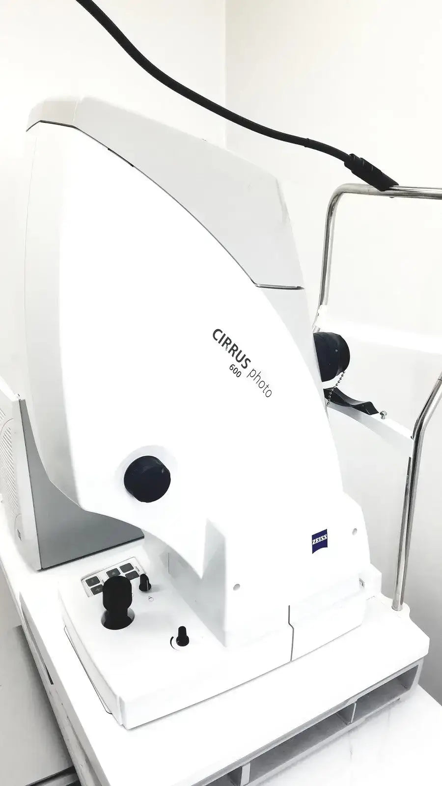 Welch Allyn Zeiss Cirrus Photo 600 Ref 2121-814 With Table, OCT Engine 10 Ophthalmic OCT Imaging System, as-is (for parts) product photo 3