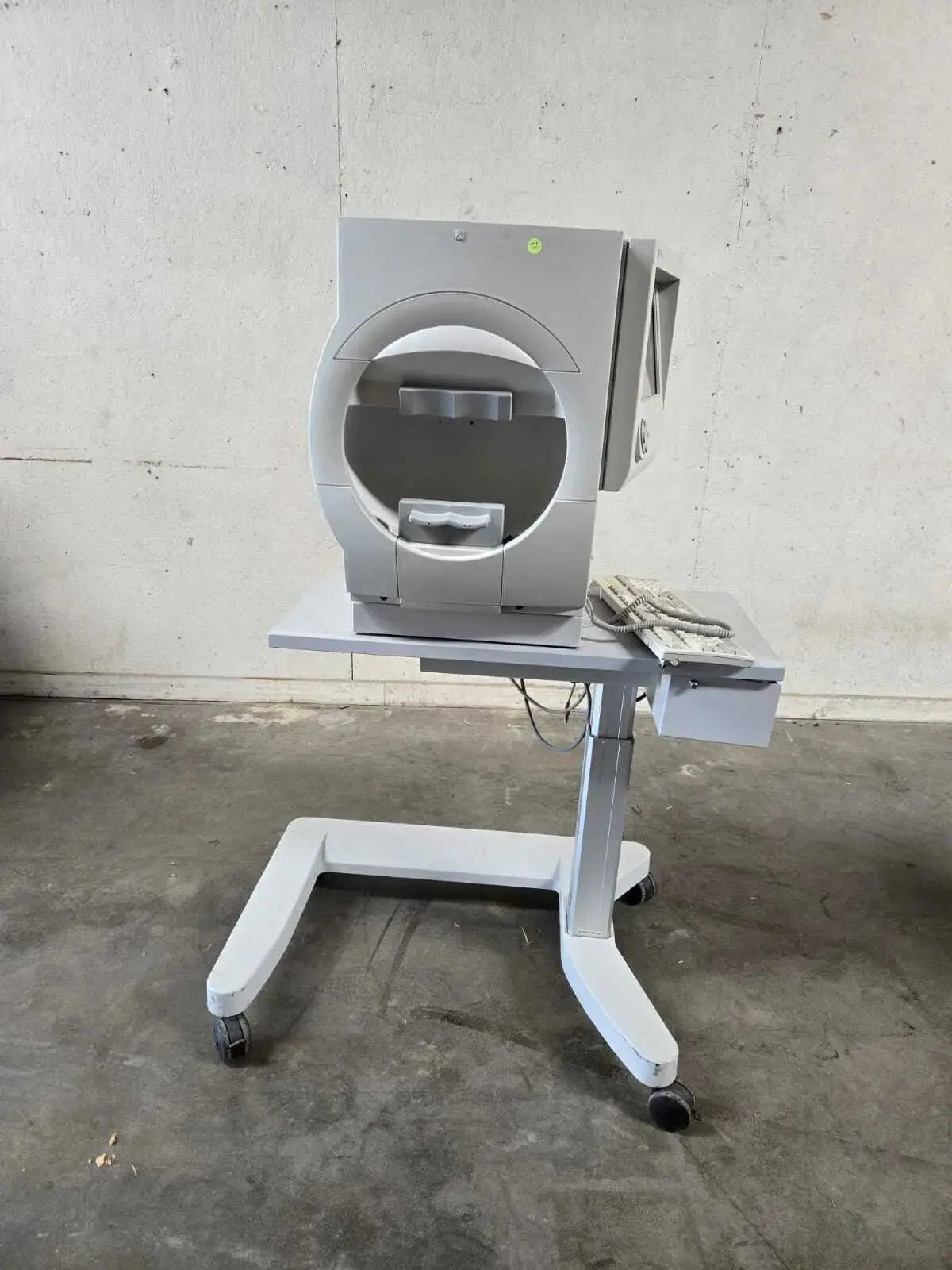 Zeiss Humphrey Visual Field Analyzer Model 740 Visual Field Analyzer, second-hand product photo 1