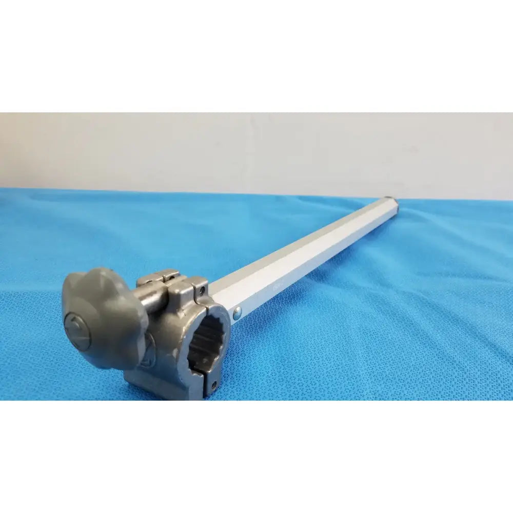 Reuse Medical Zimmer 214950 Orthopedics Traction Single Clamp Bar Holder Surgical & Orthopedic Instruments, second-hand product photo 1