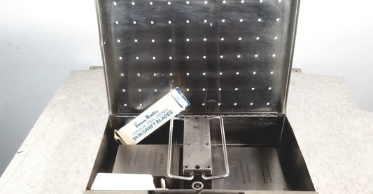 Reuse Medical Zimmer Meshgraft Dermatome II 2195-100 With Skin Graft Blades Surgical & Orthopedic Instruments, second-hand product photo 1