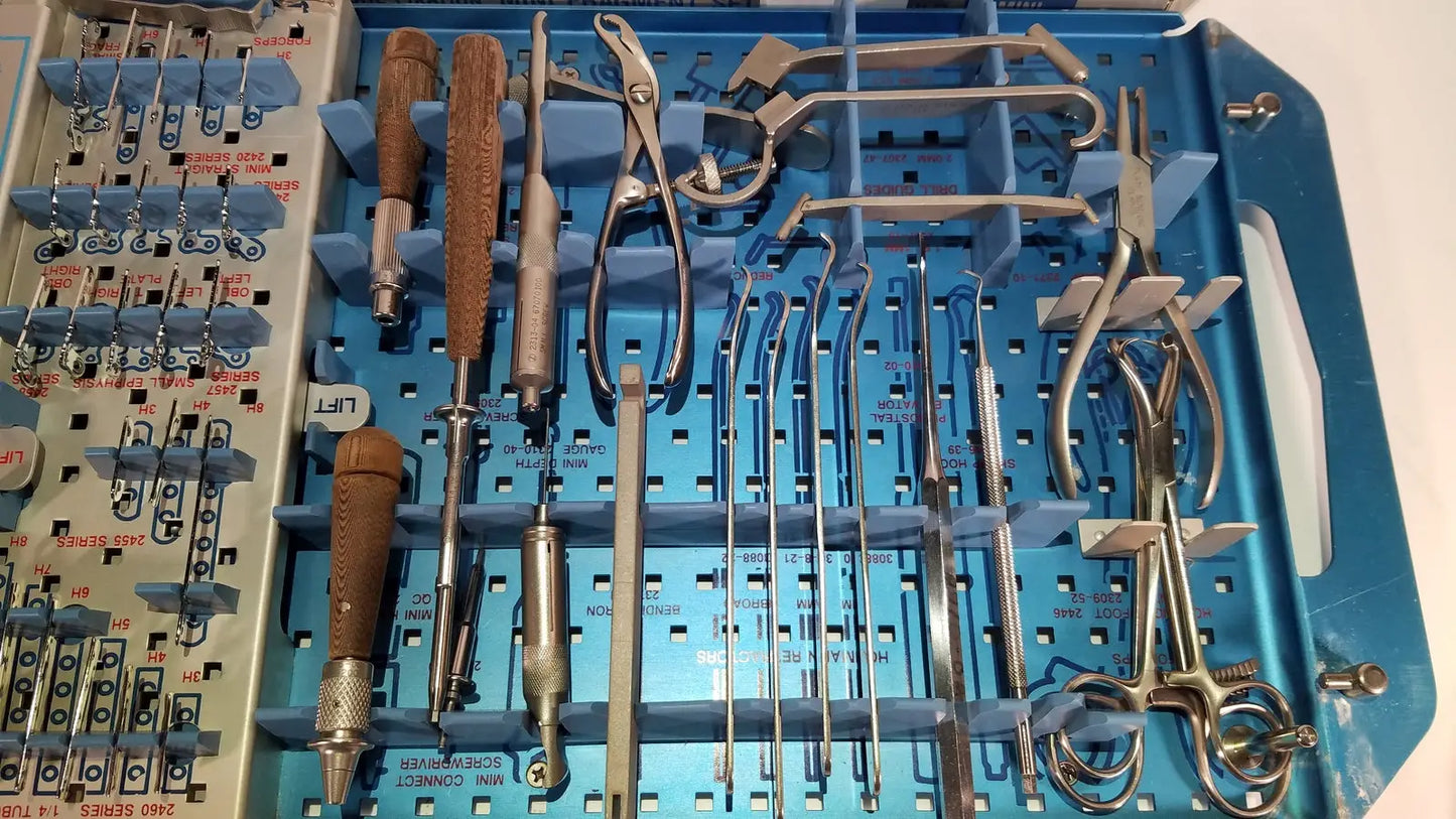 Zimmer Mini Fragment Set 2600-07 Fracture Management Surgical Instrument Set, second-hand product photo 6