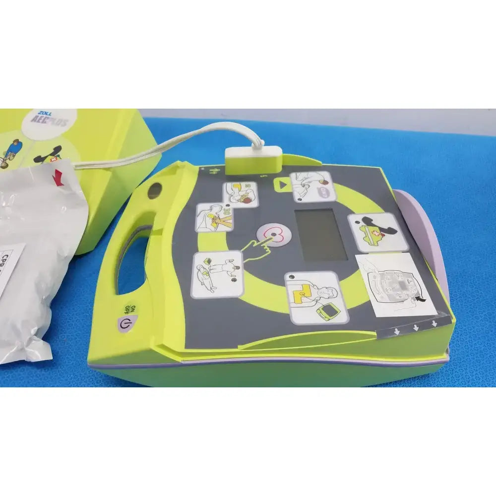 ZOLL AED Plus Automated External with Pads - X12D546617 Automated External Defibrillator, second-hand product photo 6
