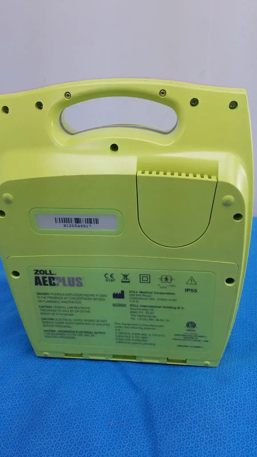ZOLL AED Plus Automated External with Pads - X12D546617 Automated External Defibrillator, second-hand product photo 12