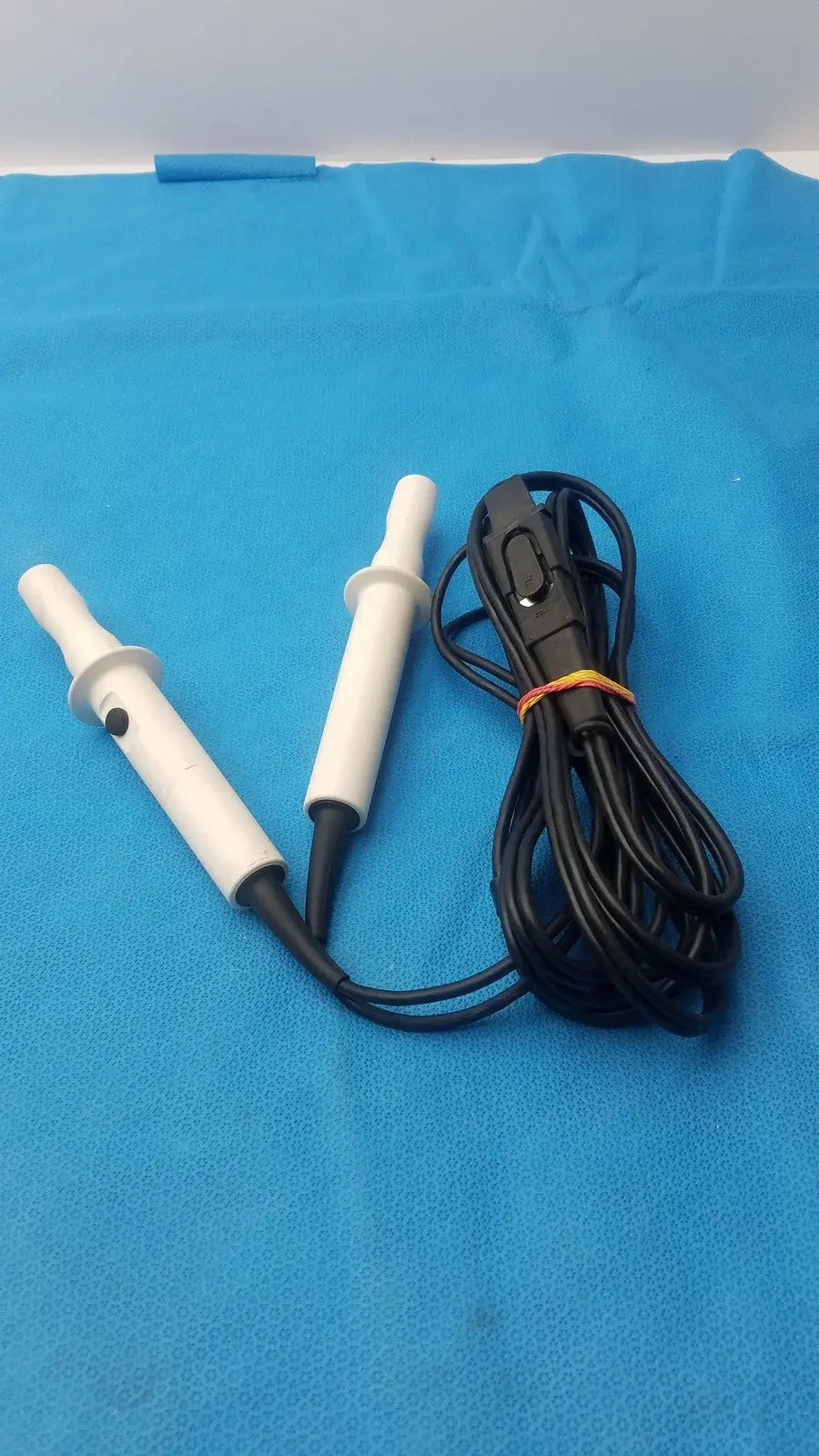 Zoll Autoclavable Handle Assembly With Switch Medical Equipment Part, second-hand product photo 1