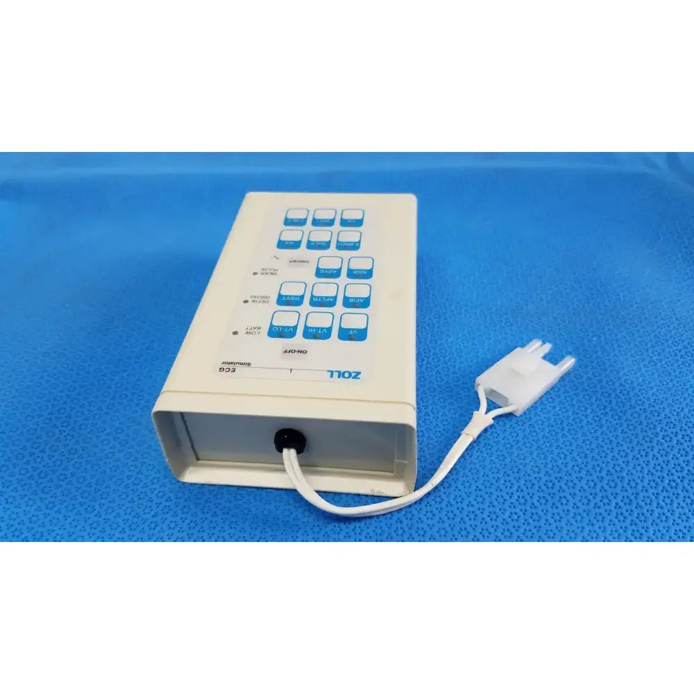 Zoll Medical Corporation ECG Simulator - Q01L05360 ECG Simulator, second-hand product photo 4