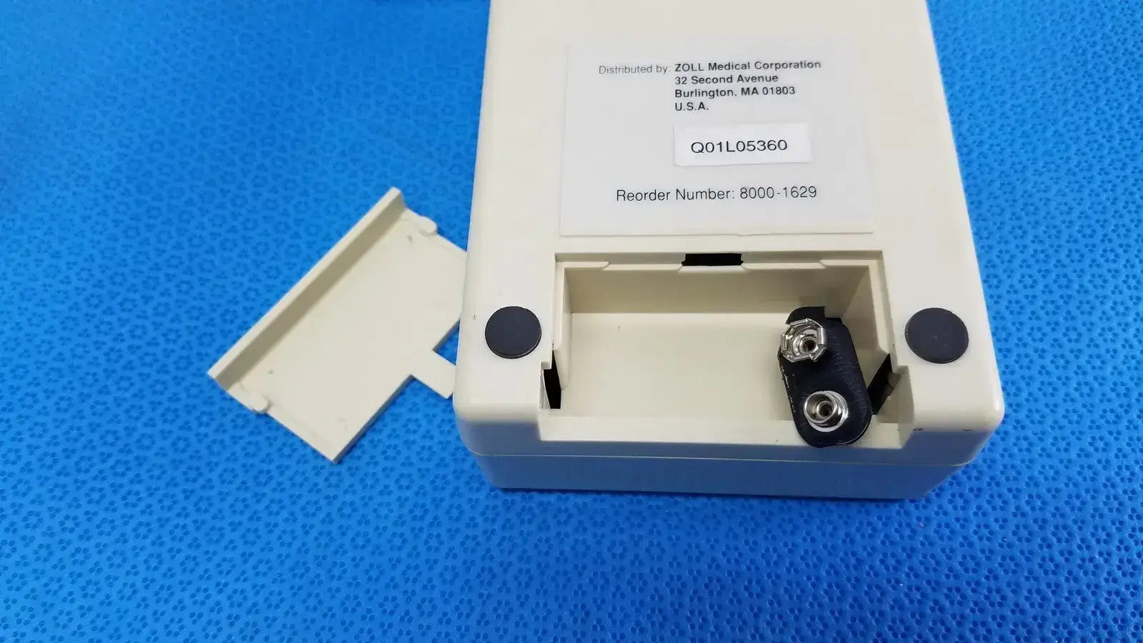 Zoll Medical Corporation ECG Simulator - Q01L05360 ECG Simulator, second-hand product photo 10