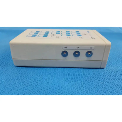 Zoll Medical Corporation ECG Simulator - Q01L05360 ECG Simulator, second-hand product photo 3
